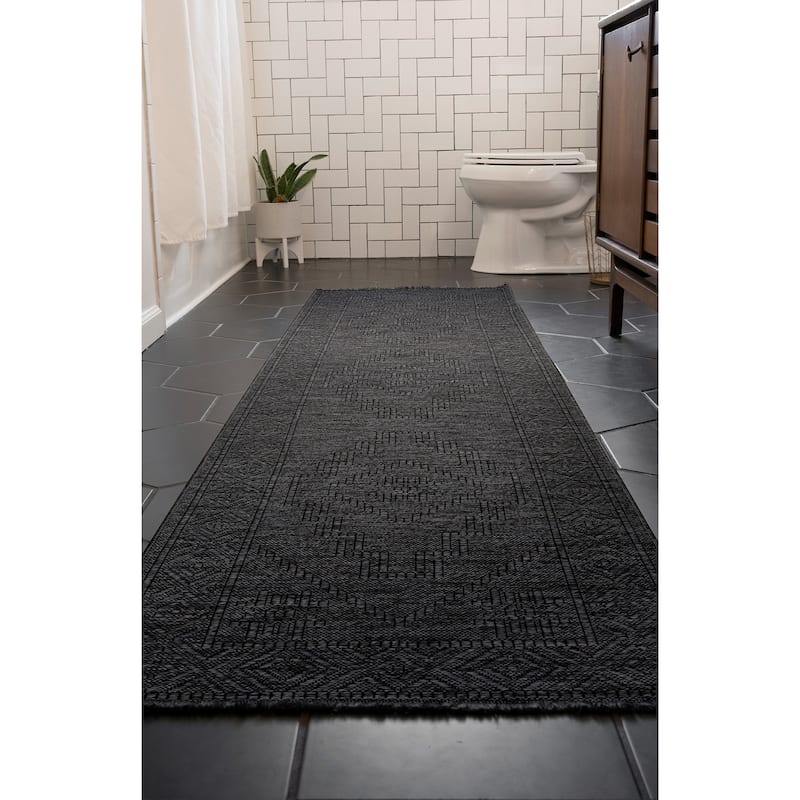 Alameda Solid Color Medallion Machine Washable Indoor Area Rug - 2'3'' x 7'7'' - Dark Gray/Ash