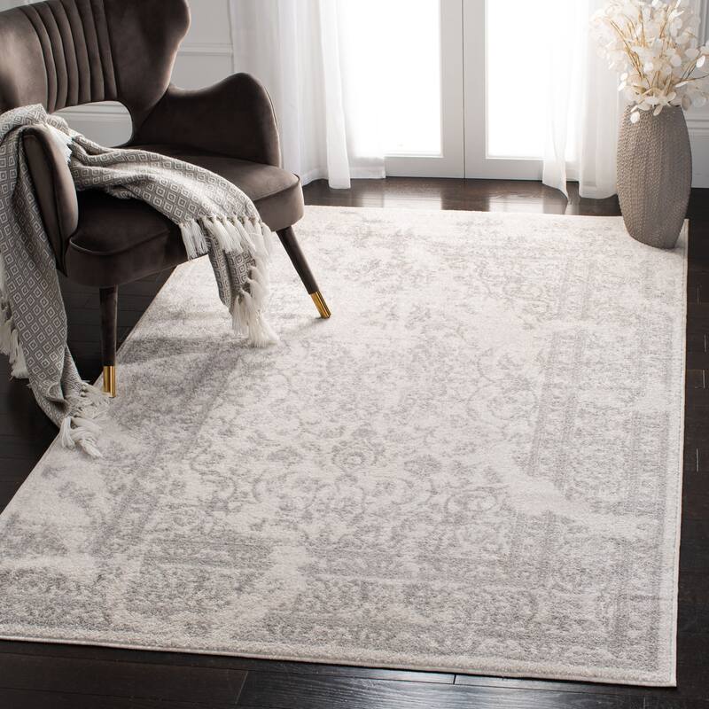 SAFAVIEH Adirondack Sierra Vintage Oriental Distressed Rug - 3' x 5' - Ivory/Silver