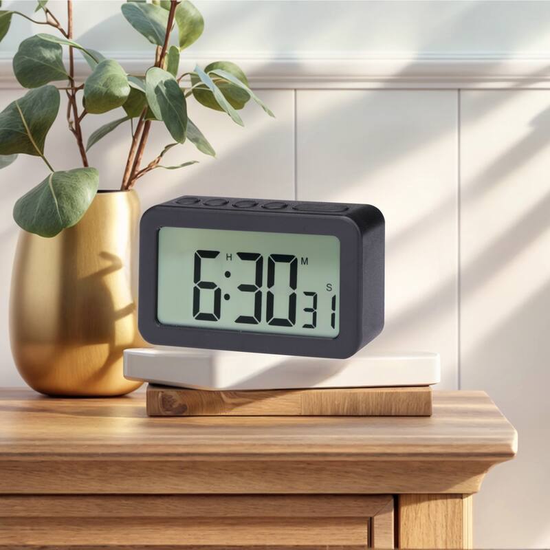 Small Loud Alarm Clock, Battery Operated for Bedroom, Snooze, 12/24H Desk Clock, Home Decoration 3.3 x 2 x 0.8 inch - Black
