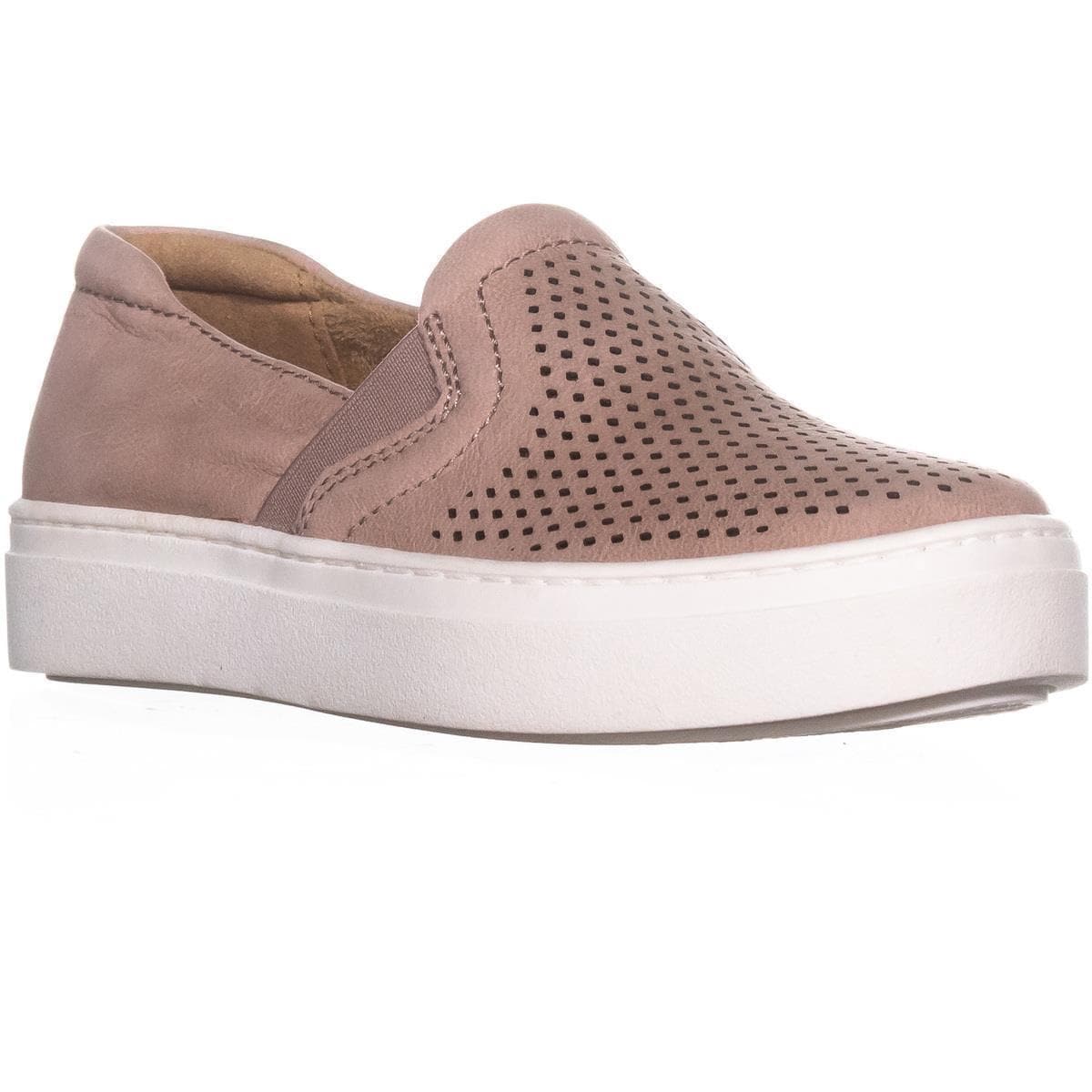 naturalizer carly slip on