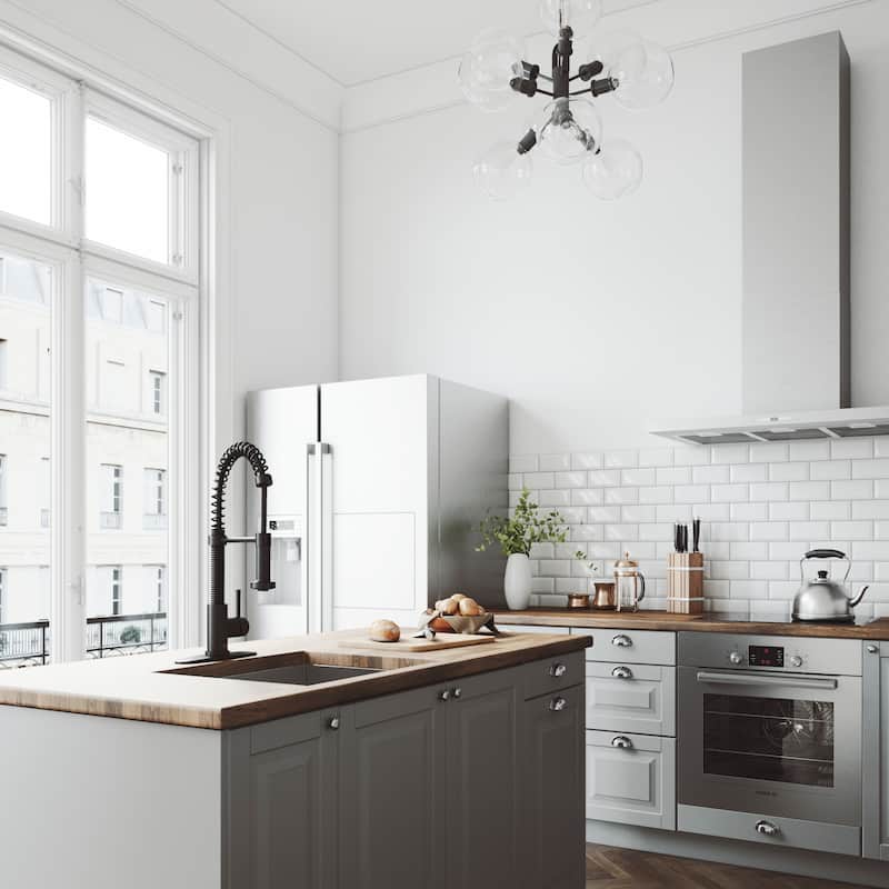 VIGO Edison 19" H Single Handle Pull-Down Sprayer Kitchen Faucet