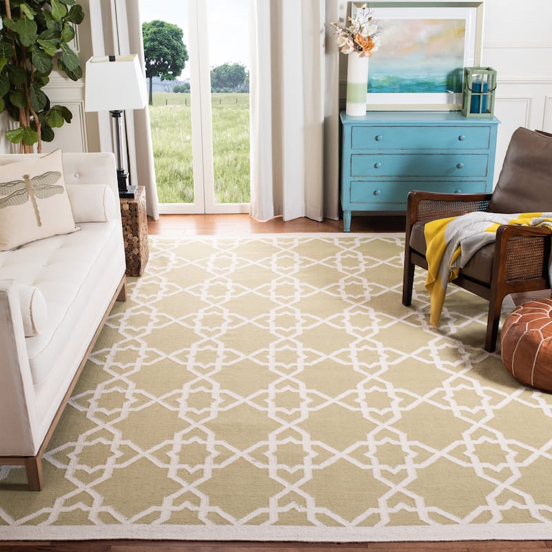 SAFAVIEH Handmade Flatweave Dhurries Tjanka Modern Wool Rug - 9' x 12' - Olive/Ivory