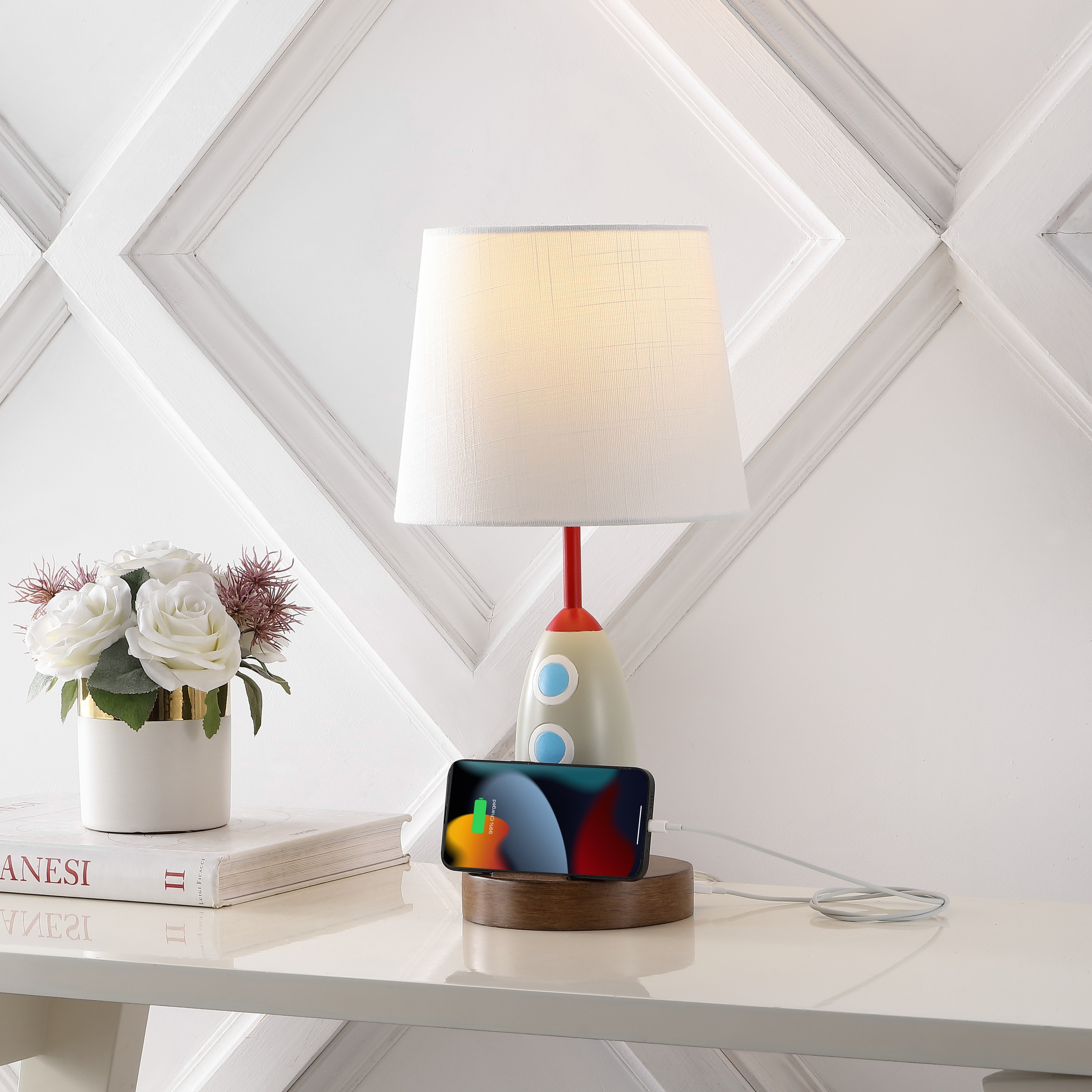 JONATHAN Y Sahara 17.5" Coastal Iron/Resin Rocket LED Kids' Table Lamp with Phone Stand and USB Charging Port, Multi-Color
