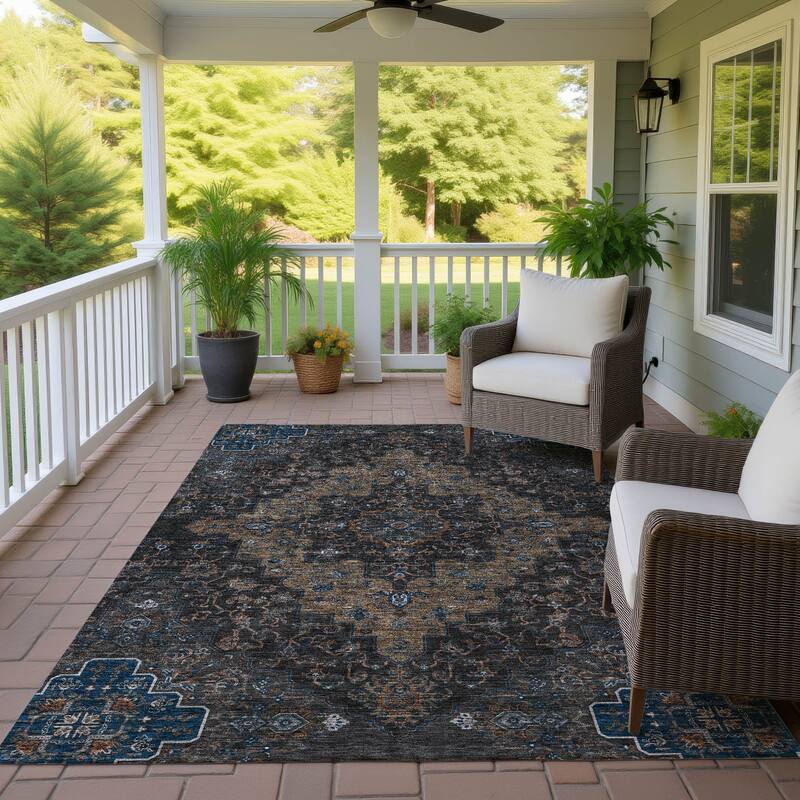 Machine Washable Indoor/ Outdoor Traditional Karachy Chantille Rug - Black - 5' x 7'6"