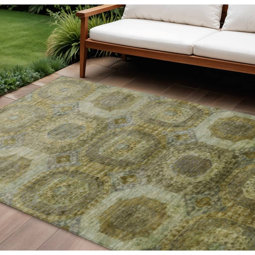 HomeRoots Medallion Transitional Rectangle Outdoor Rug