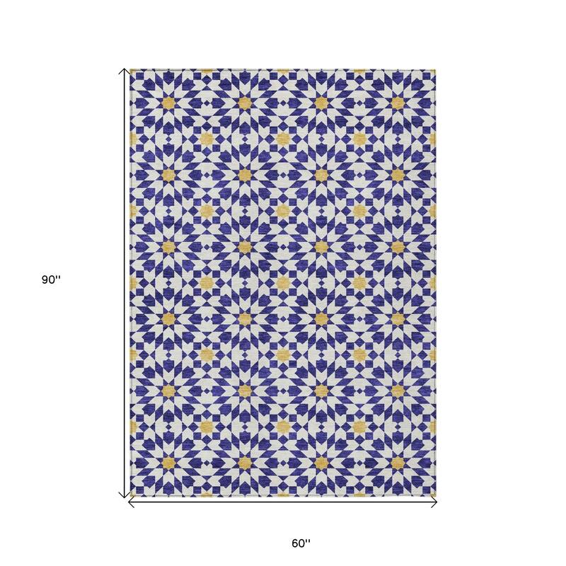 HomeRoots Floral Medallion Transitional Rectangle Outdoor Rug