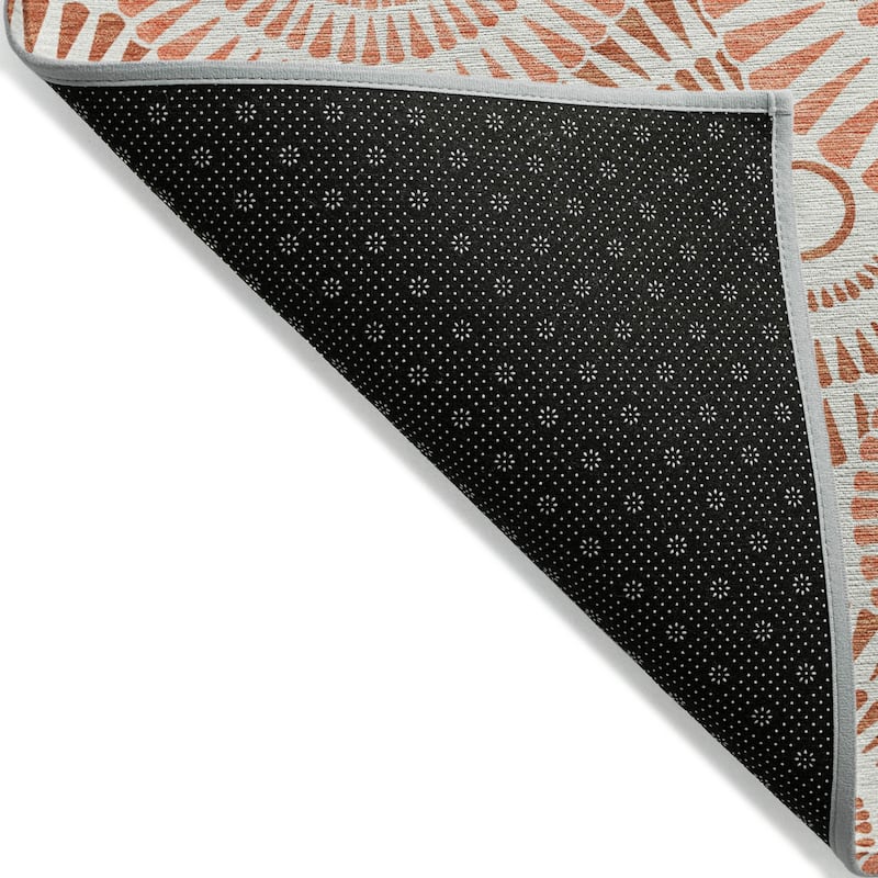 Machine Washable Indoor/ Outdoor Chantille Contemporary Burst Rug