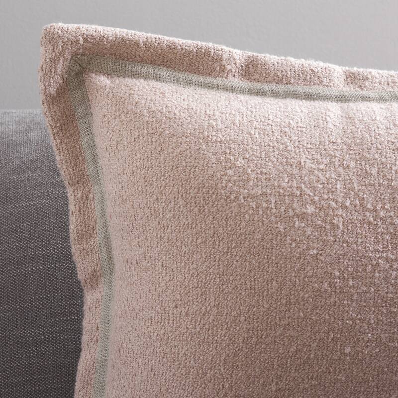 SAFAVIEH Home Pyper Boucle Decorative Throw Pillow