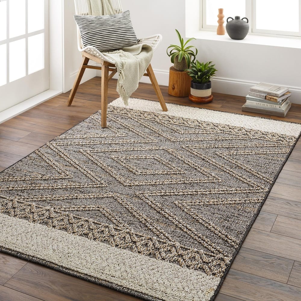 Livabliss Sarasota Scandinavian Diamond Indoor / OutdoorArea Rug