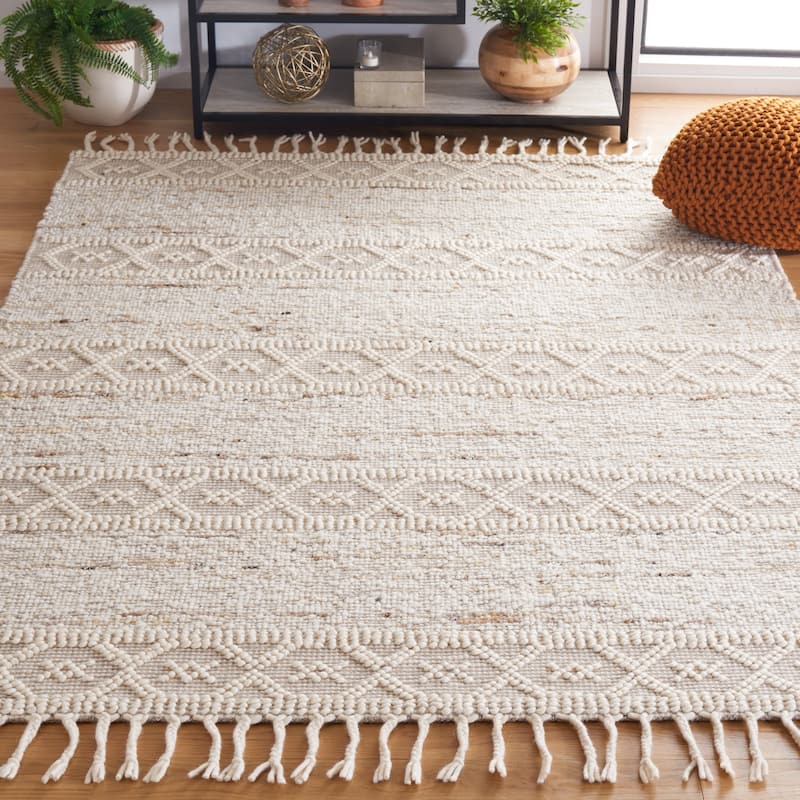 SAFAVIEH Handmade Natura Birthe Wool Rug - 8' x 10' - Ivory/Beige