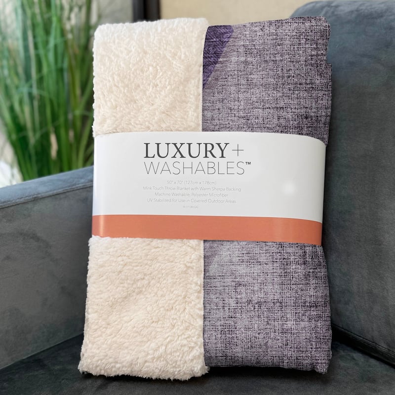 Premium Machine Washable Modern Geo Sherpa Throw Blanket