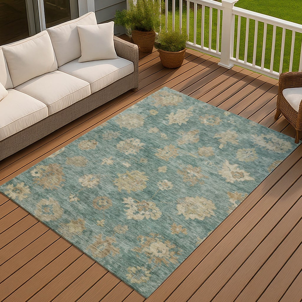 Machine Washable Indoor/ Outdoor Casual Traditional Chantille Rug