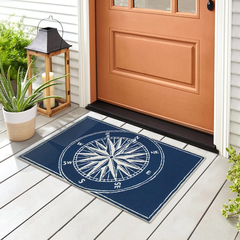Liora Manne Frontporch Compass Indoor/Outdoor Mat - 24" x 36"