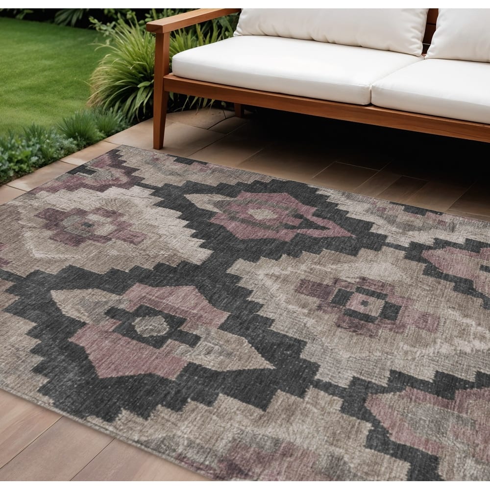 HomeRoots Aztec Transitional Rectangle Outdoor Rug