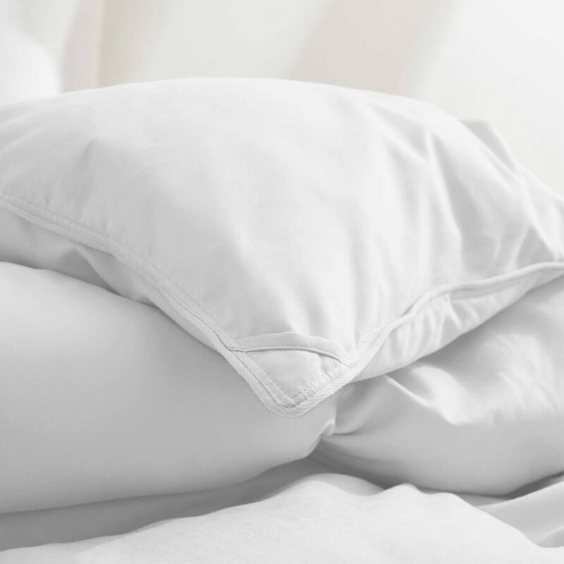 All-Season Medium Warmth White Goose Down Comforter with Premium Fabric