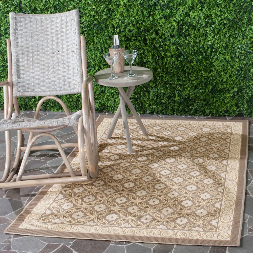 SAFAVIEH Courtyard Vernetta Indoor/ Outdoor Waterproof Patio Backyard Rug