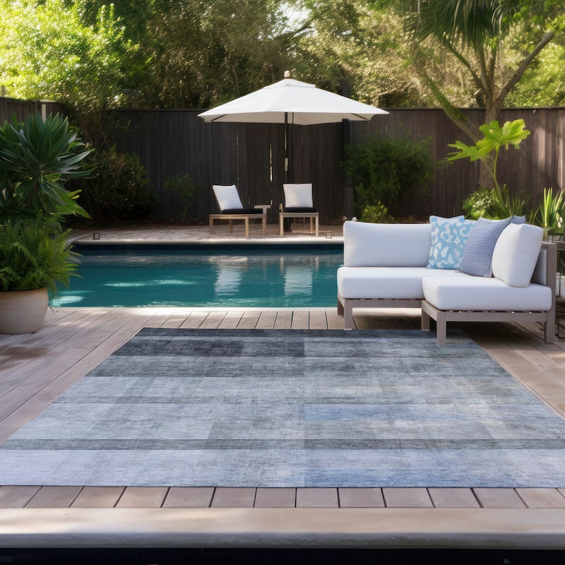 Machine Washable Indoor/ Outdoor Modern Abstract Chantille Rug