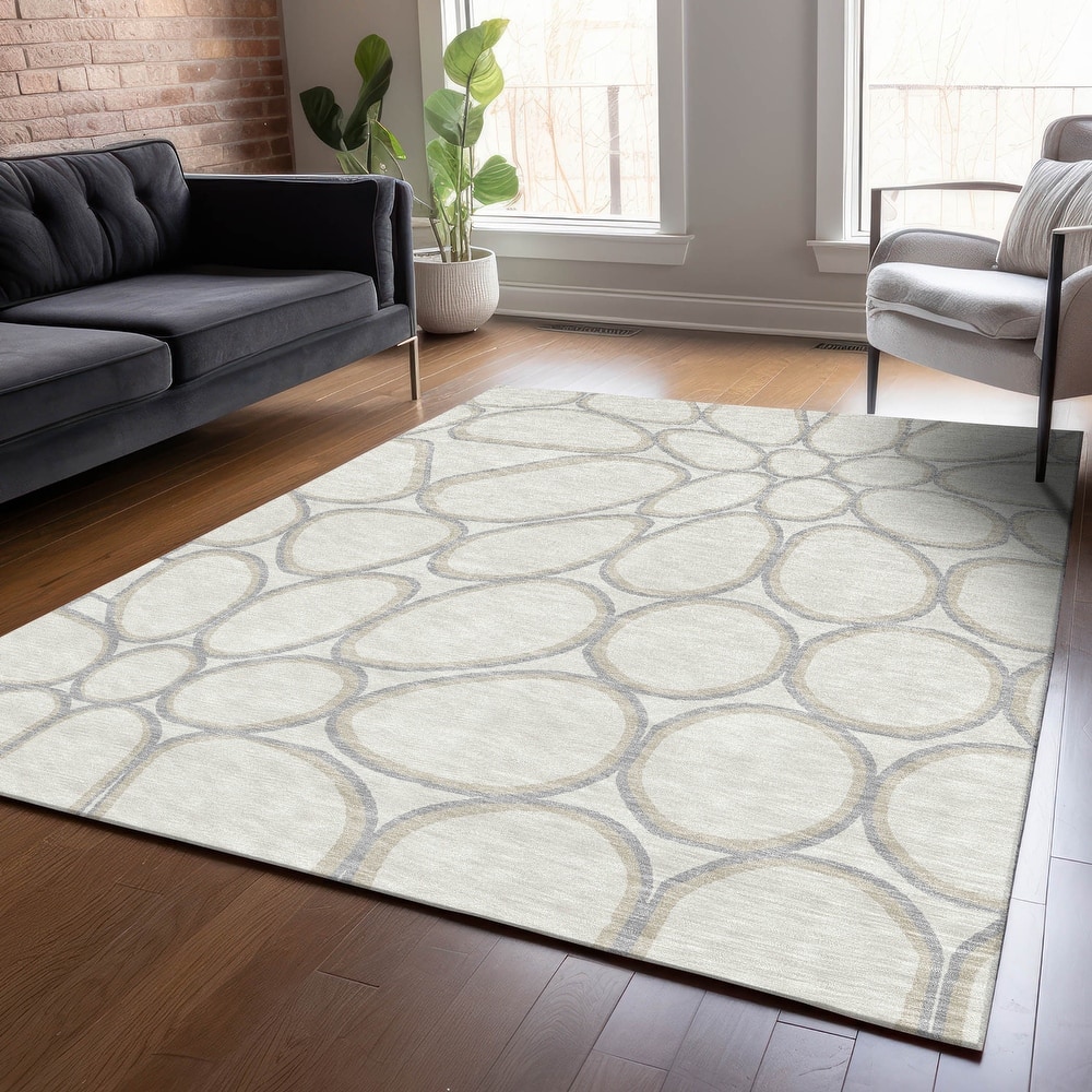 Machine Washable Indoor/ Outdoor Modern Bubbles Chantille Rug