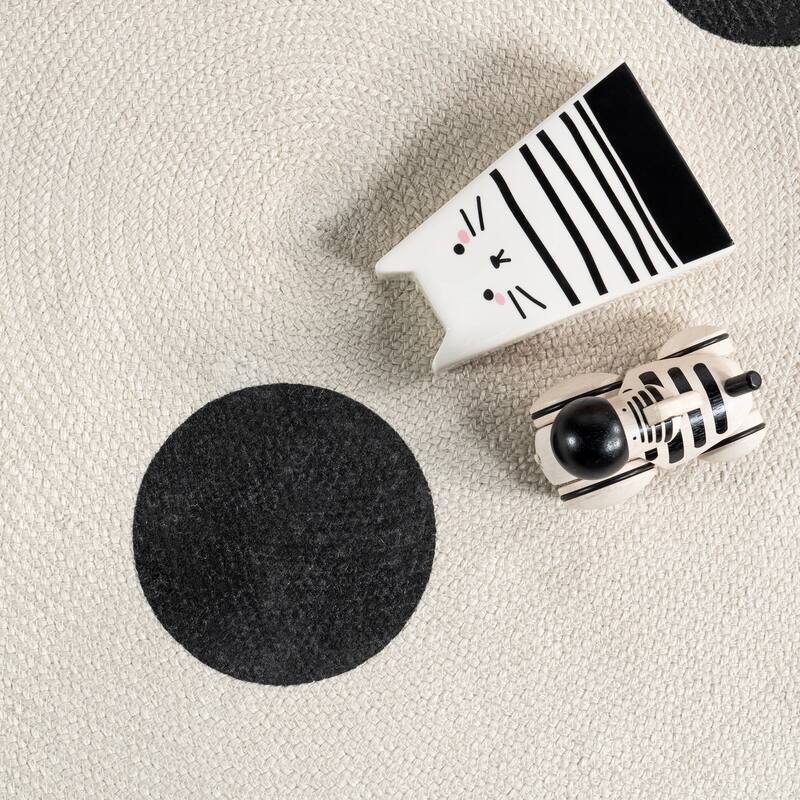 Nuloom Weylyn Monkey Handwoven Kids Jute Area Rug