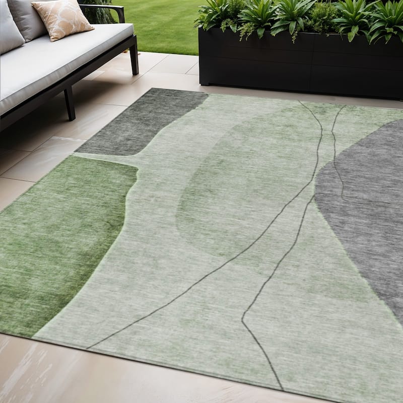 HomeRoots Abstract Transitional Rectangle Outdoor Rug - 3' x 5'