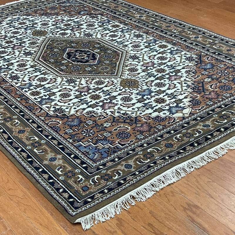 HERAT ORIENTAL 5'8 X 8'1 Handmade Bidjar Wool Rug