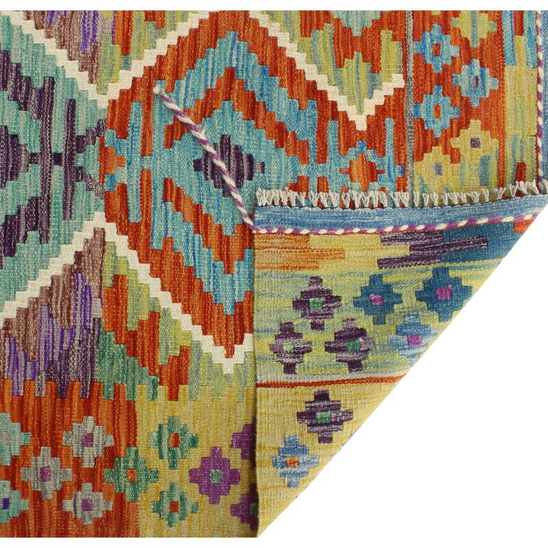 Flatweave Tawil Red/Lt. Green Rug - 4'10" x 6'2"