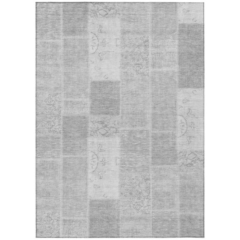 HomeRoots Patchwork Traditional Rectangle Outdoor Rug