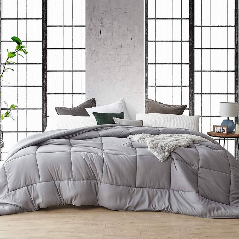 Nomadic™ Alaskan - Ultimate Oversized King Comforter (120" x 120")