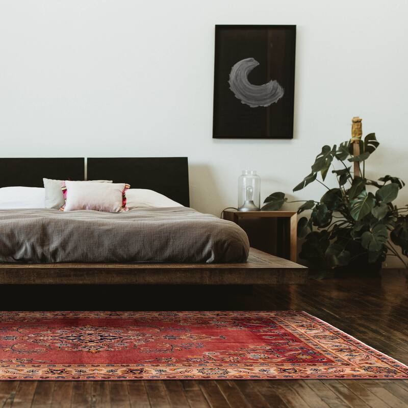 ECARPETGALLERY Hand-knotted Andelz Light Red Wool Rug - 4'4 x 6'11