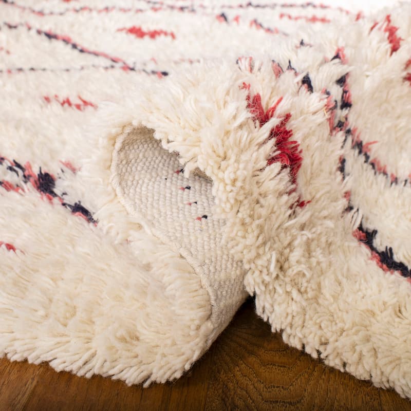 SAFAVIEH Handmade Casablanca Shag Ieteke Tribal Moroccan Wool Rug