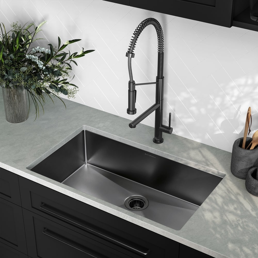 Rivage 32 x 19 Undermount Kitchen Sink