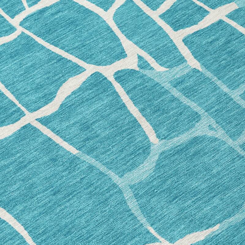 Machine Washable Indoor/ Outdoor Abstract Webby Chantille Rug