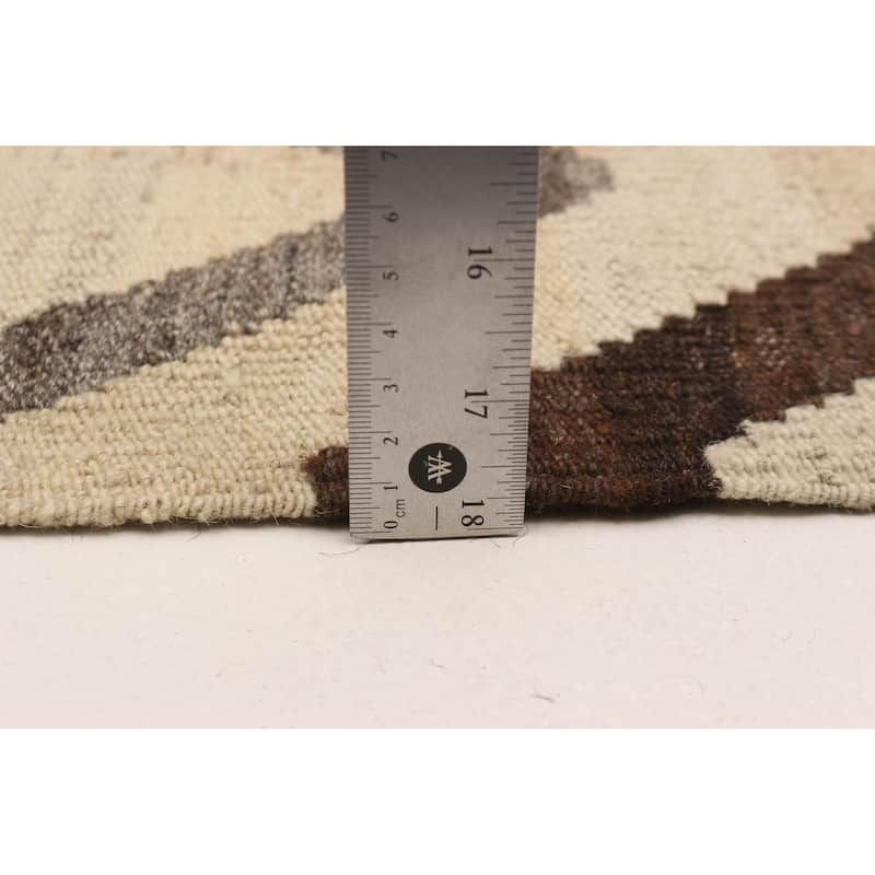 Sivas Ivory Kilim 5'1" x 6'6" - 5'1 x 6'6