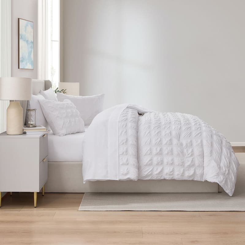 Empyrean Modern Comforter Seer Sucker