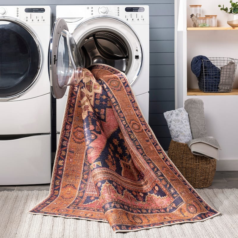 Livabliss Hollister Machine Washable Traditional Diamond Area Rug