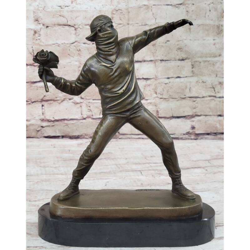 Banksy England Street Art Bronze Flower Thrower Bomber Statue Sculpture Figurine