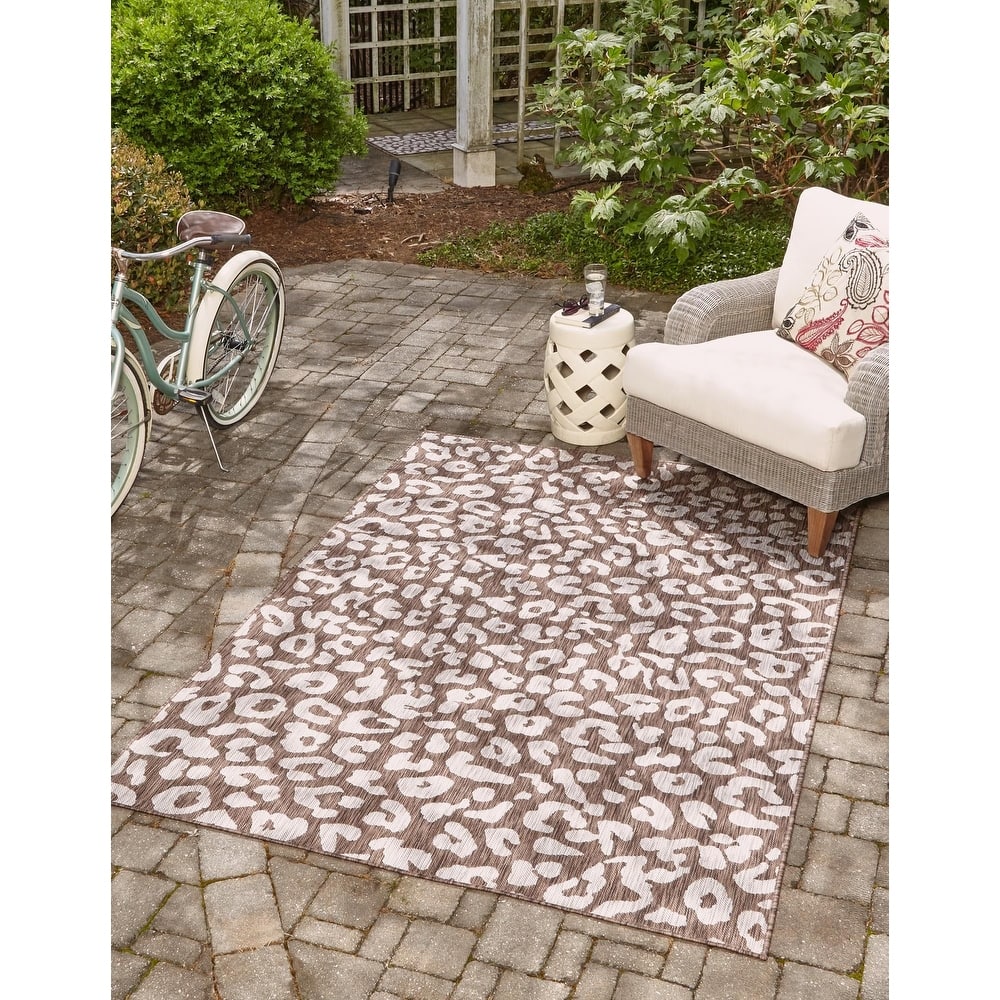 Outdoor Gallery Collection Area Rug