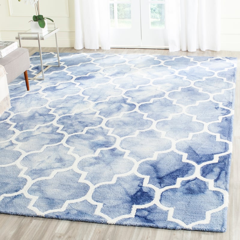 SAFAVIEH Dip Dye Anasthasie Hand-tufted Wool Geometric Area Rug - 9' x 12' - Blue/Ivory