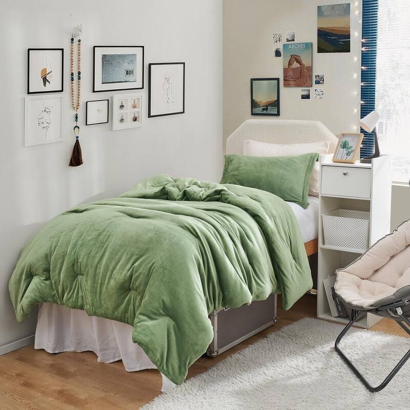 Love Thick® - Velvety Coma Inducer Oversized Comforter Set - Mountain Moss - Twin XL