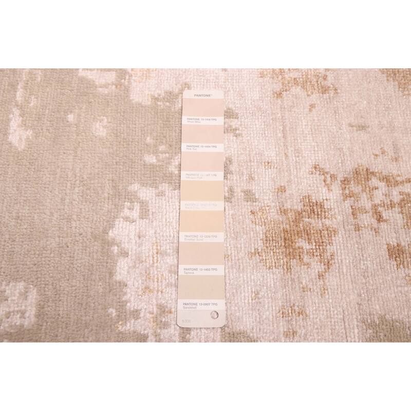 ECARPETGALLERY Hand-knotted Legacy Beige, Brown Silk, Wool Rug - 2'6 x 10'2