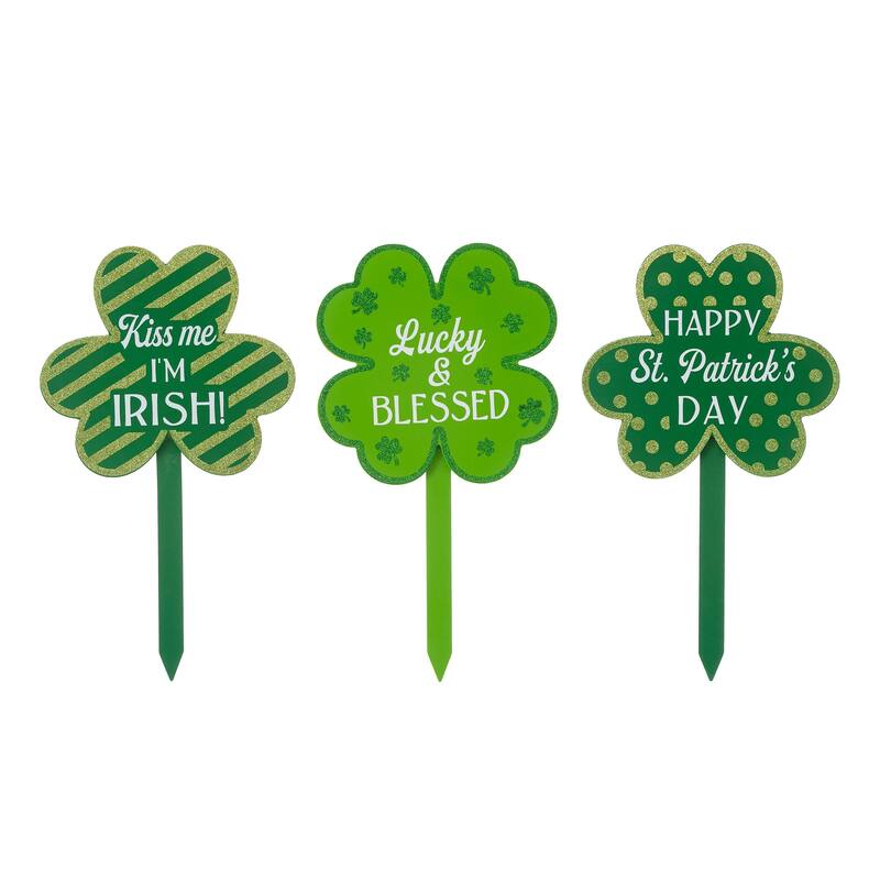 Glitzhome Set of 3 Wooden St. Patrick's Shamrocks Yard Stakes