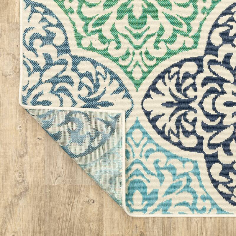Miramar Moroccan Medallions Blue/ Green Indoor/Outdoor Area Rug-