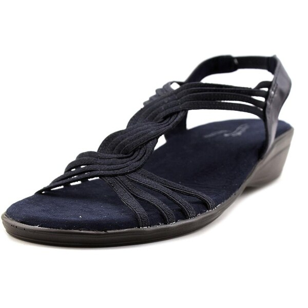 sofft black pumps
