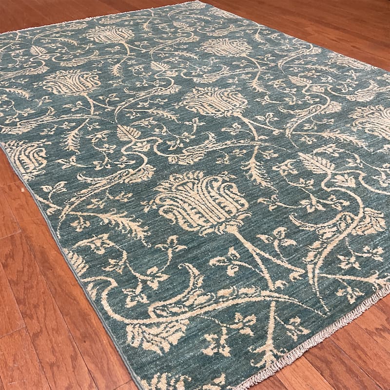 HERAT ORIENTAL Handmade Vegetable Dyed Ikat Wool Rug - 5'7" x 8'1"