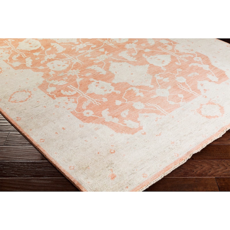 Hand Knotted WestHam Wool Area Rug - 8' x 10' - 8' x 10'