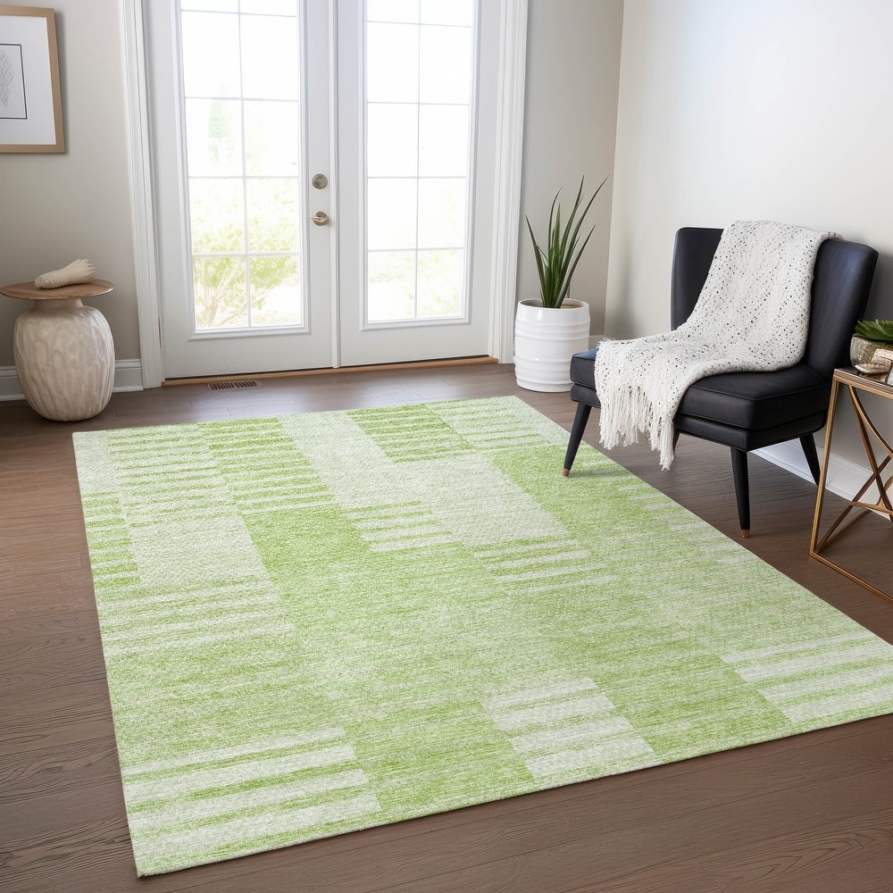 Machine Washable Indoor/ Outdoor Chantille Geometric Contemporary Rug
