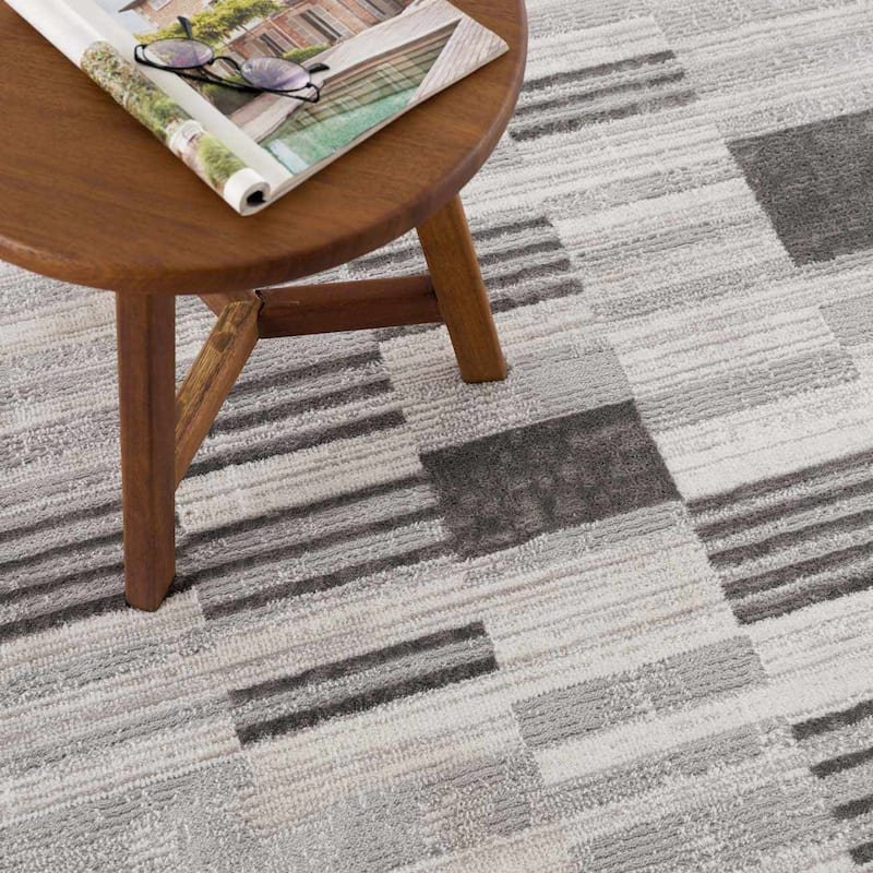 Hauteloom Bronka Living Room, Bedroom Area Rug - Gray - 5'3" x 7'
