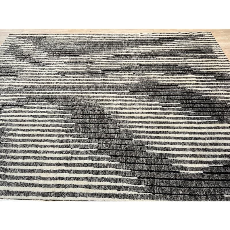 Hand-Knotted Wool Tabriz Design Rug, 8' x 10', Beige Area Rug, Elegant Handcrafted Soft Texture for Living Rooms - L