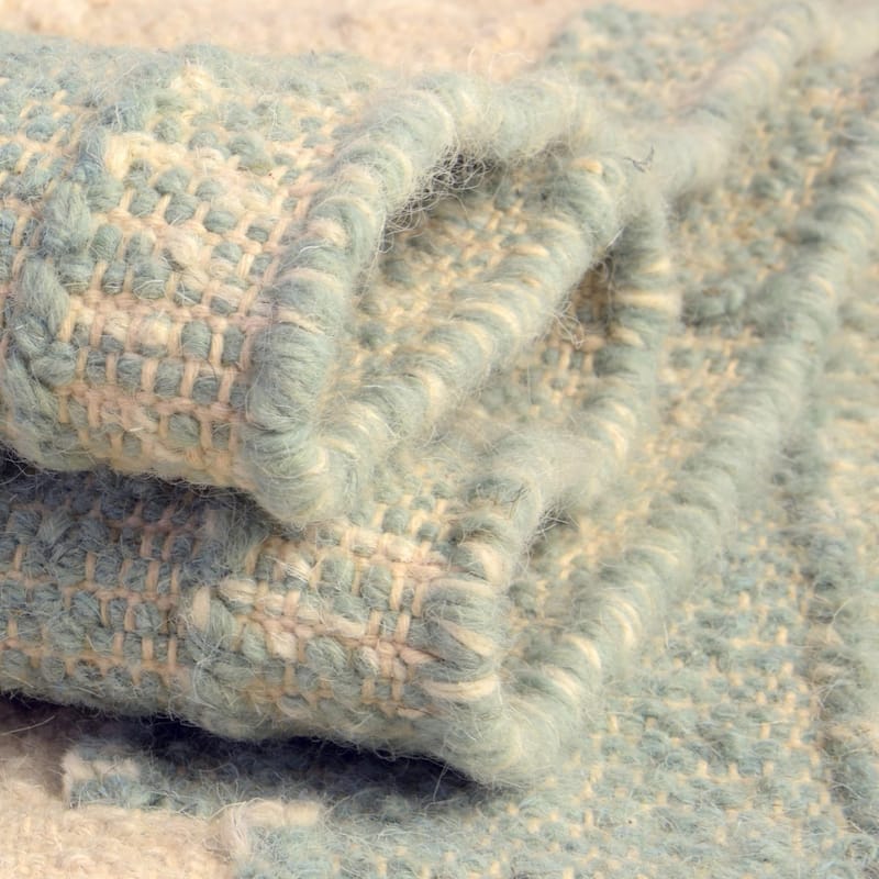 Contemporary Izhobert Collection Area Rug