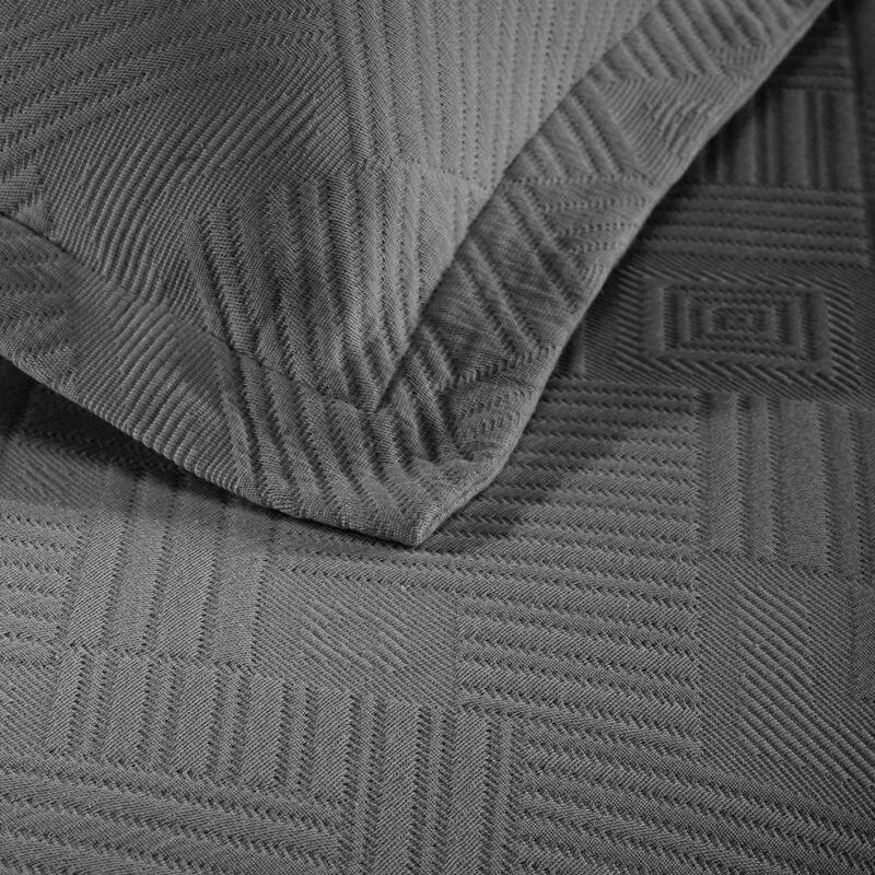 Superior Geometric Fret Cotton Decorative Bedspread Set